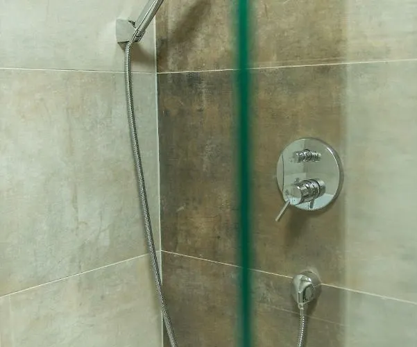 Exclusive 3 Bedroom Top-notch Flat, Great Location Πράγα