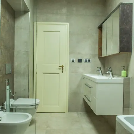 Exclusive 3 Bedroom Top-notch Flat, Great Location Apartamento